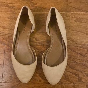 Lucky Brand Tan Flats Size 8.5